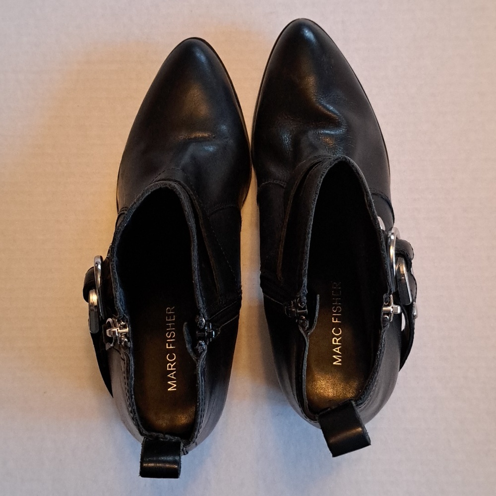 MARC FISHER Leather Chunky Heel Size 8.5 Booties - Picture 6 of 8